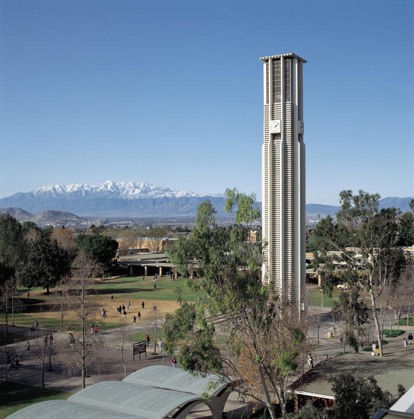 EXPLORE UCR CAMPUS