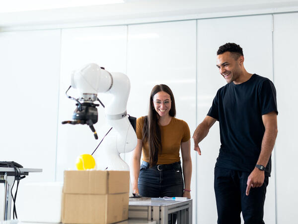 students with Robot arm